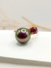 Load image into Gallery viewer, Natural Black Fresh Water Pearl Ring
