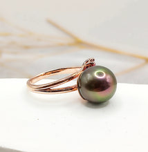 Load image into Gallery viewer, Natural Black Fresh Water Pearl Ring
